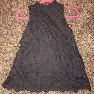 A pretty grey floral shirt!